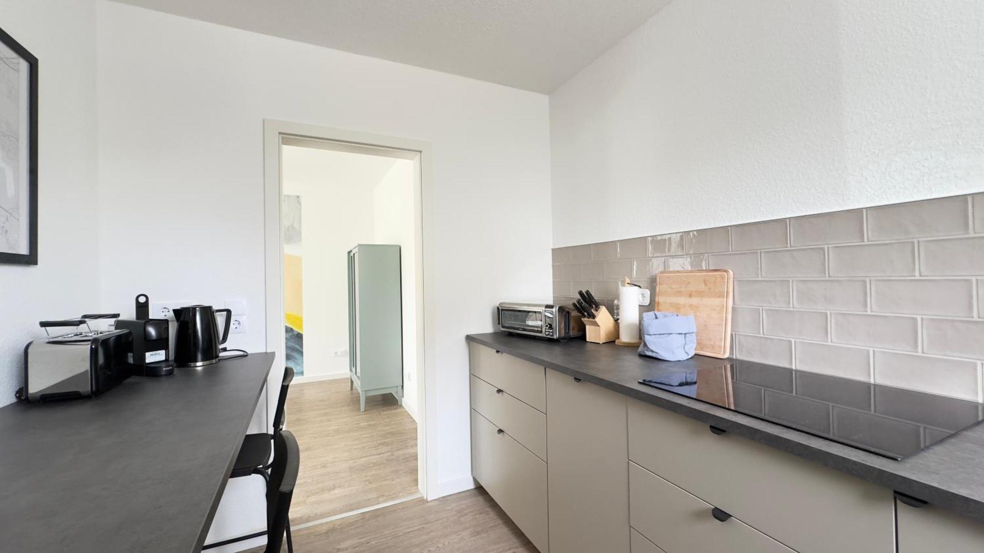 Fewo Am Park - 4P, Boxspringbett, Balkon, Smarttv, Gesundbrunnen, Familienfreundlich Halle  Kültér fotó