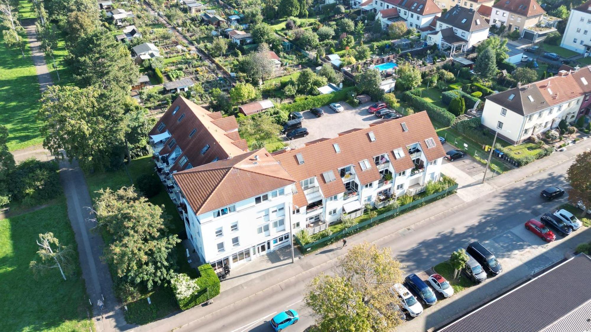 Fewo Am Park - 4P, Boxspringbett, Balkon, Smarttv, Gesundbrunnen, Familienfreundlich Halle  Kültér fotó